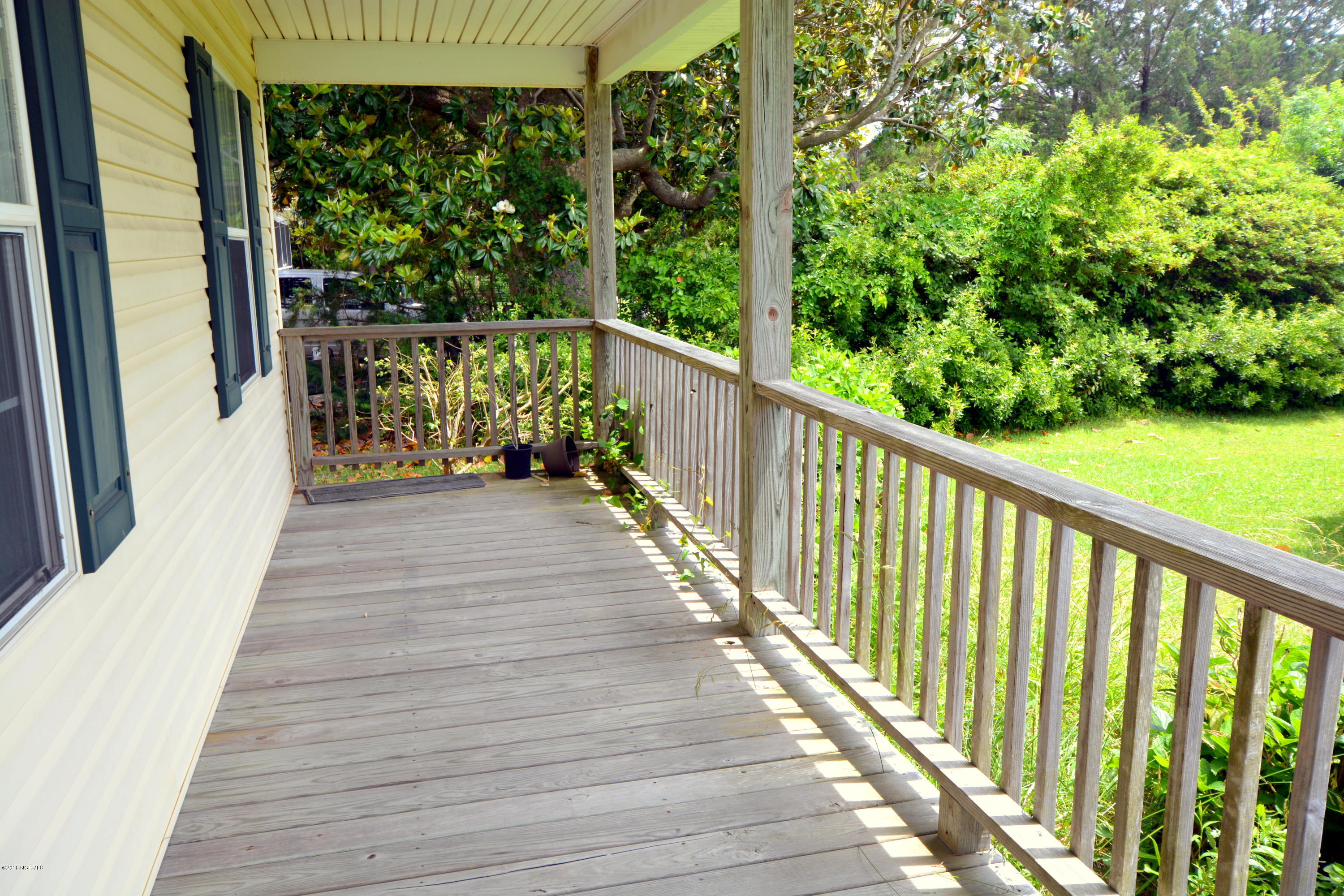 359 Pigott Road Gloucester, NC 28528 - Photo 3 of 27 Front Porch