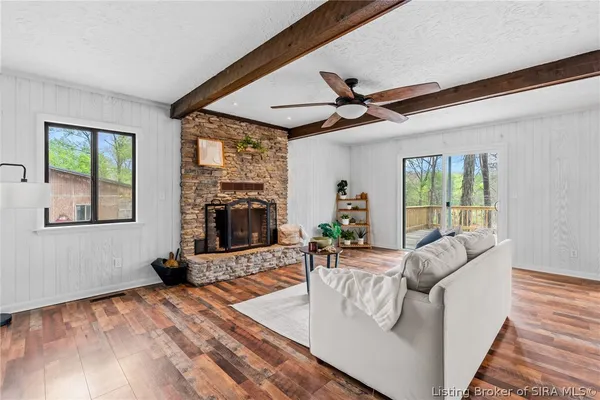 $549,900 | 4236 Evans Jacobi Road, Georgetown, IN 47122