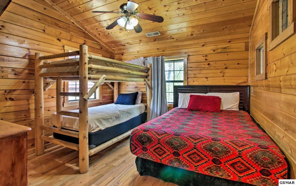 1523 Boo Boos Way Sevierville, TN 37862 - Photo 20 of 30 Gallery Image 20