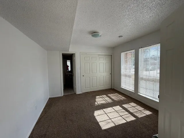 $2,000 | 3323 Big Horn Court, Sugar Land, TX 77478