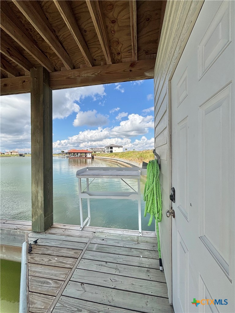384 East Lago Loop Port O'Connor, TX 77982 - Photo 10 of 27 Gallery Image 10