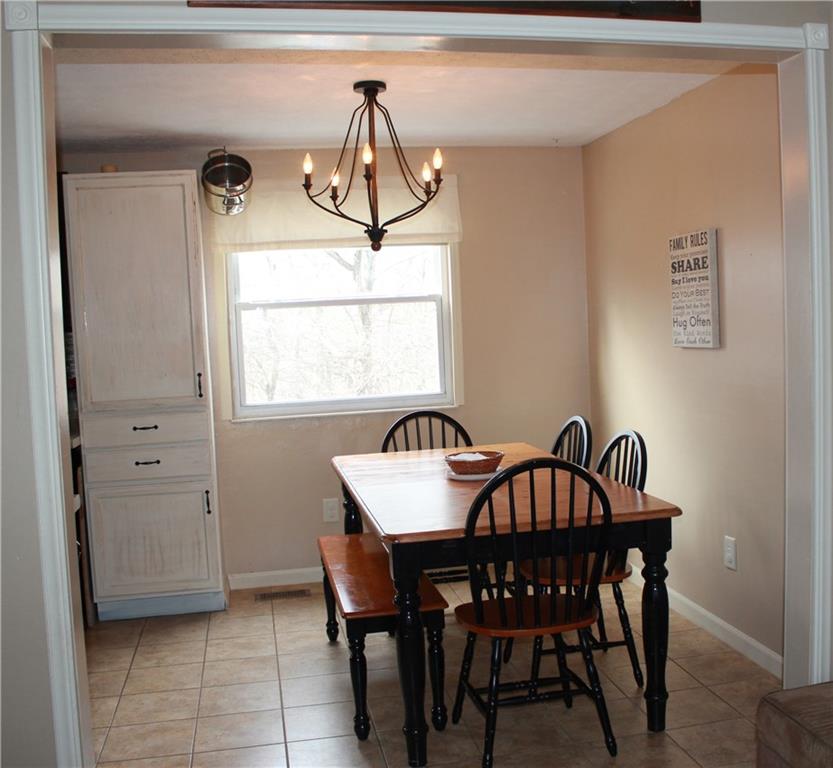 390 Partridge Run Road Gibsonia, PA 15044 - Photo 5 of 25 Gallery Image 5