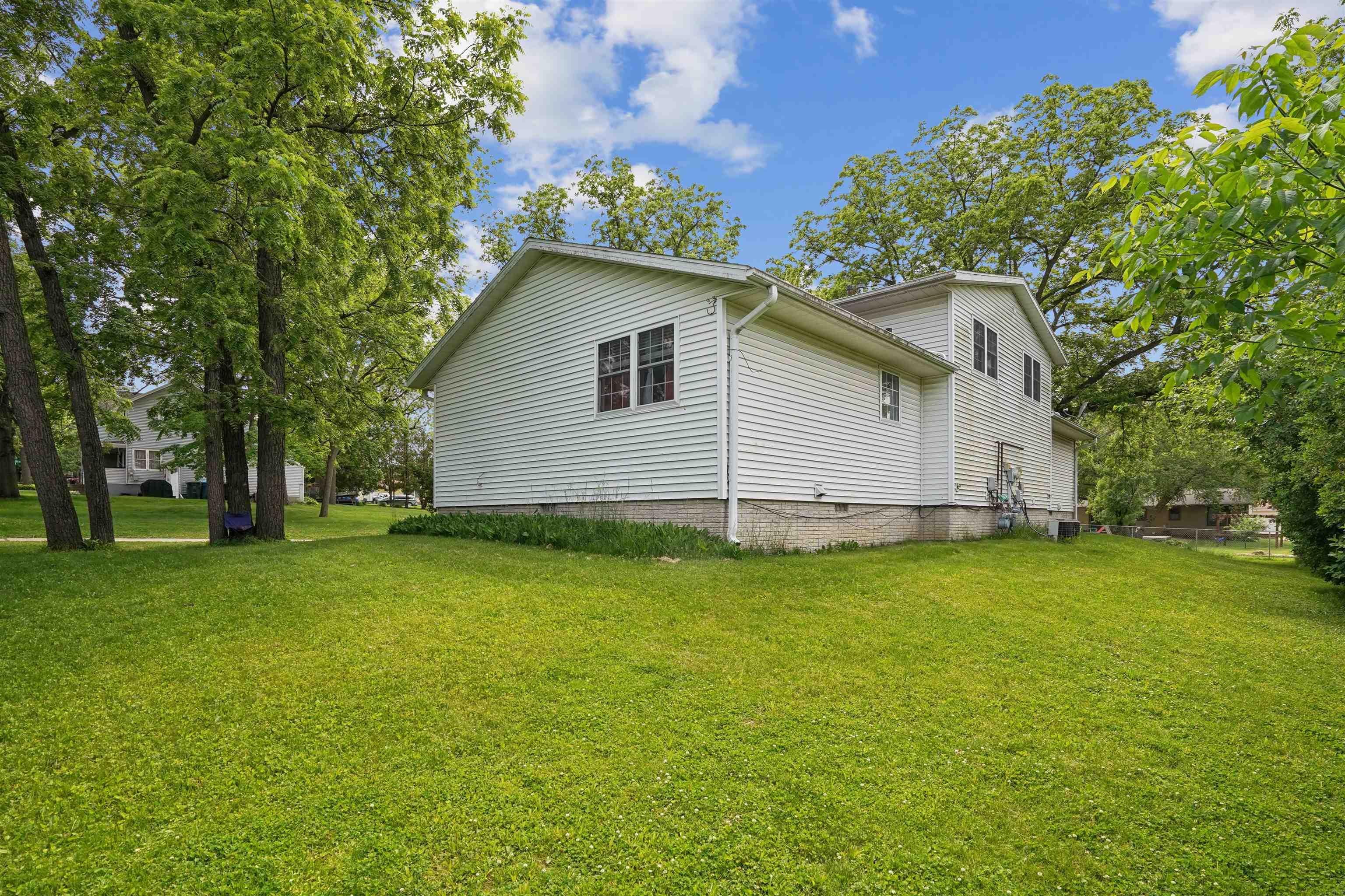203-205 North Hackett Road Waterloo, IA 50701 - Photo 32 of 37 Gallery Image 32