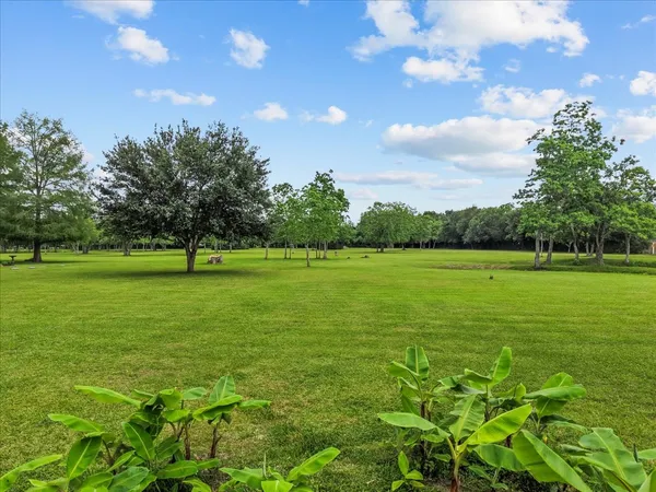 $749,900 | 7808 Carolyn Street, Santa Fe, TX 77517