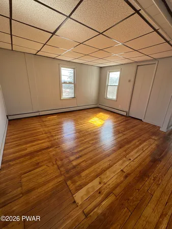 $1,450 | 2565 Easton Turnpike, Waymart, PA 18472