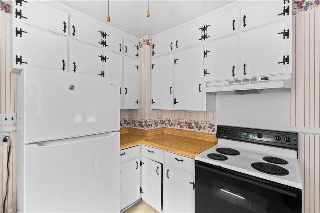 4425 Old Winston Road Kernersville, NC 27284 - Photo 10 of 25