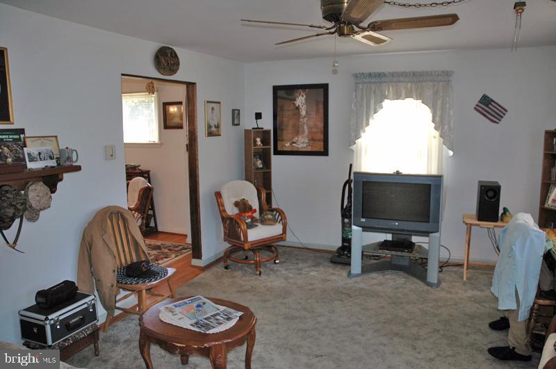 1787 Hemlock Road Lancaster, PA 17603 - Photo 9 of 12 Gallery Image 9