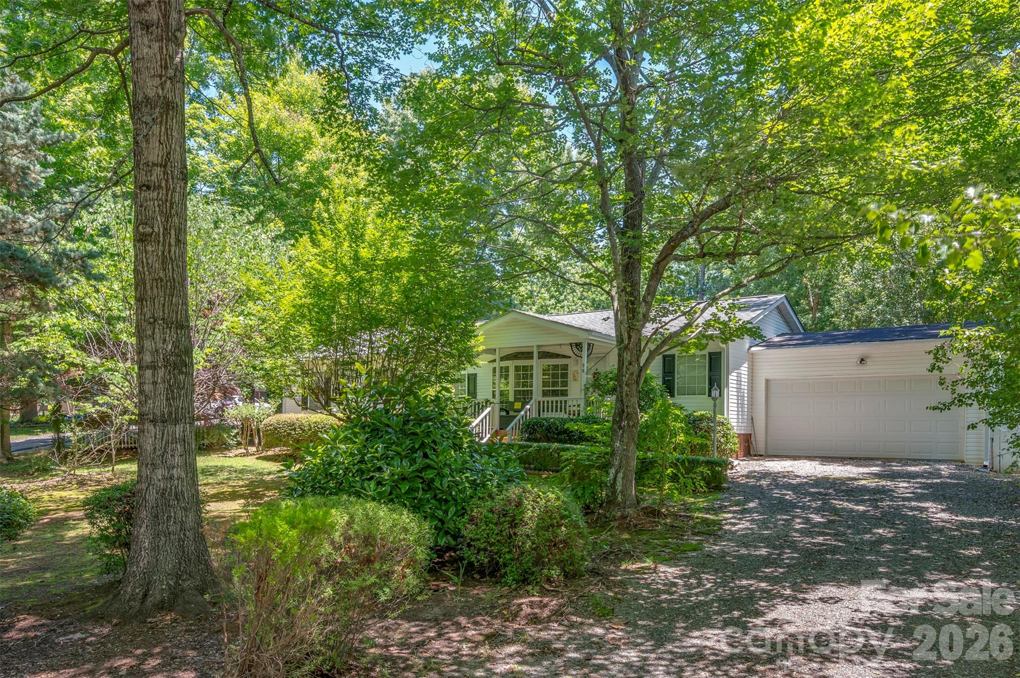 98 Lanning Drive Columbus, NC 28722 - Photo 4 of 34