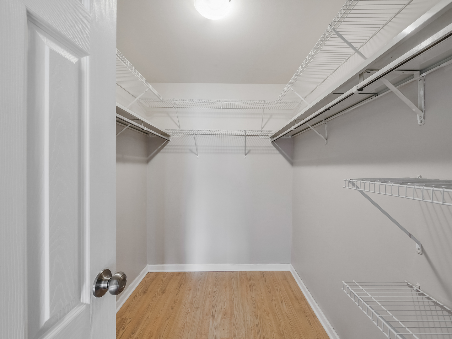 1747 West Crystal Lane, Unit 210 Mount Prospect, IL 60056 - Photo 12 of 33 a view of small space