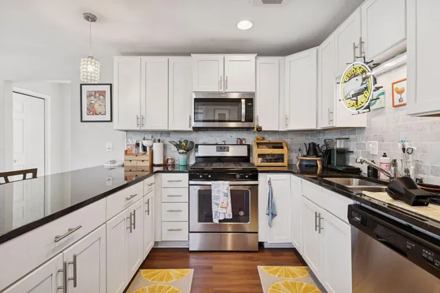 $1,295,000 | 2449 Lyndale Avenue South, Minneapolis, MN 55405