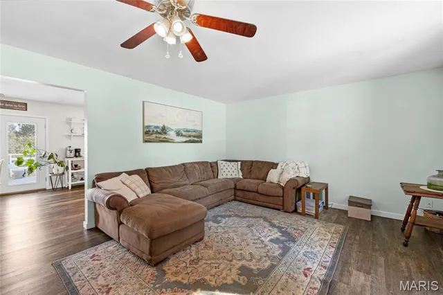 $289,900 | 9 Ridgewood Drive, Hillsboro, MO 63050