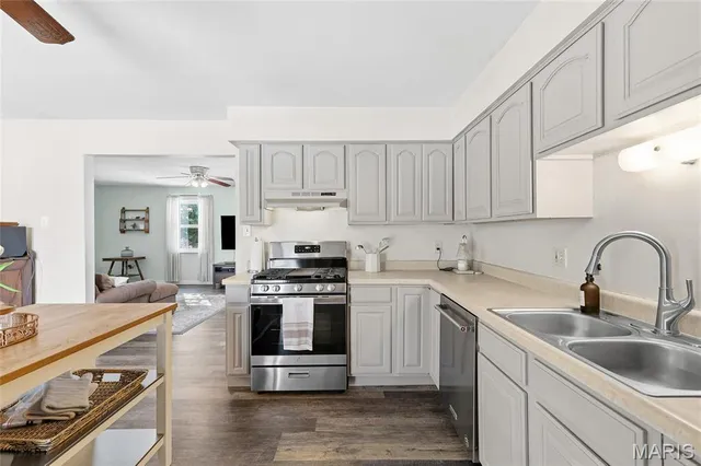 $289,900 | 9 Ridgewood Drive, Hillsboro, MO 63050