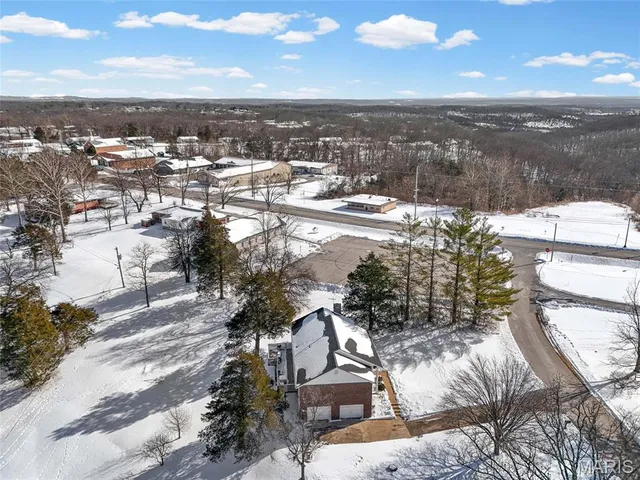 $289,900 | 9 Ridgewood Drive, Hillsboro, MO 63050