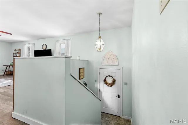 $289,900 | 9 Ridgewood Drive, Hillsboro, MO 63050