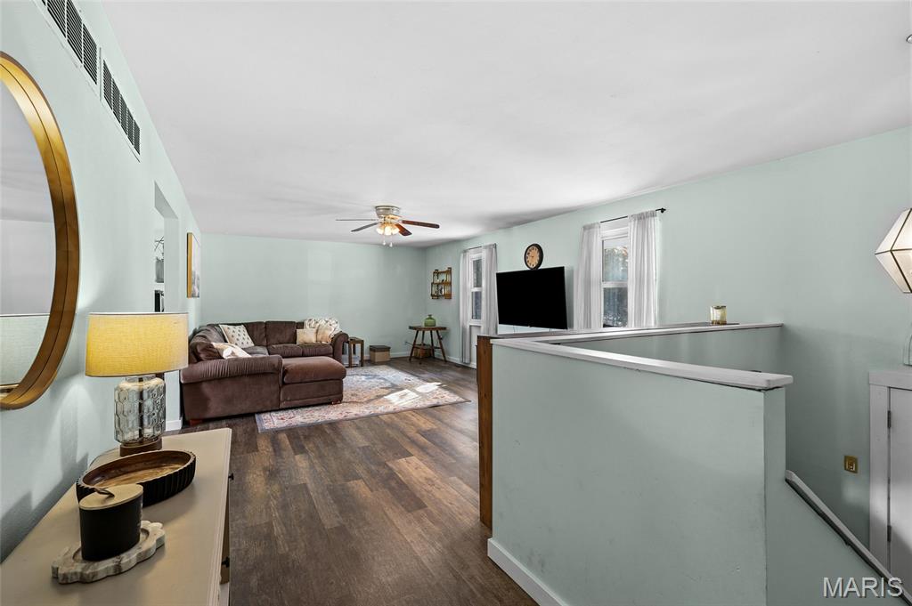 9 Ridgewood Drive Hillsboro, MO 63050 - Photo 7 of 46