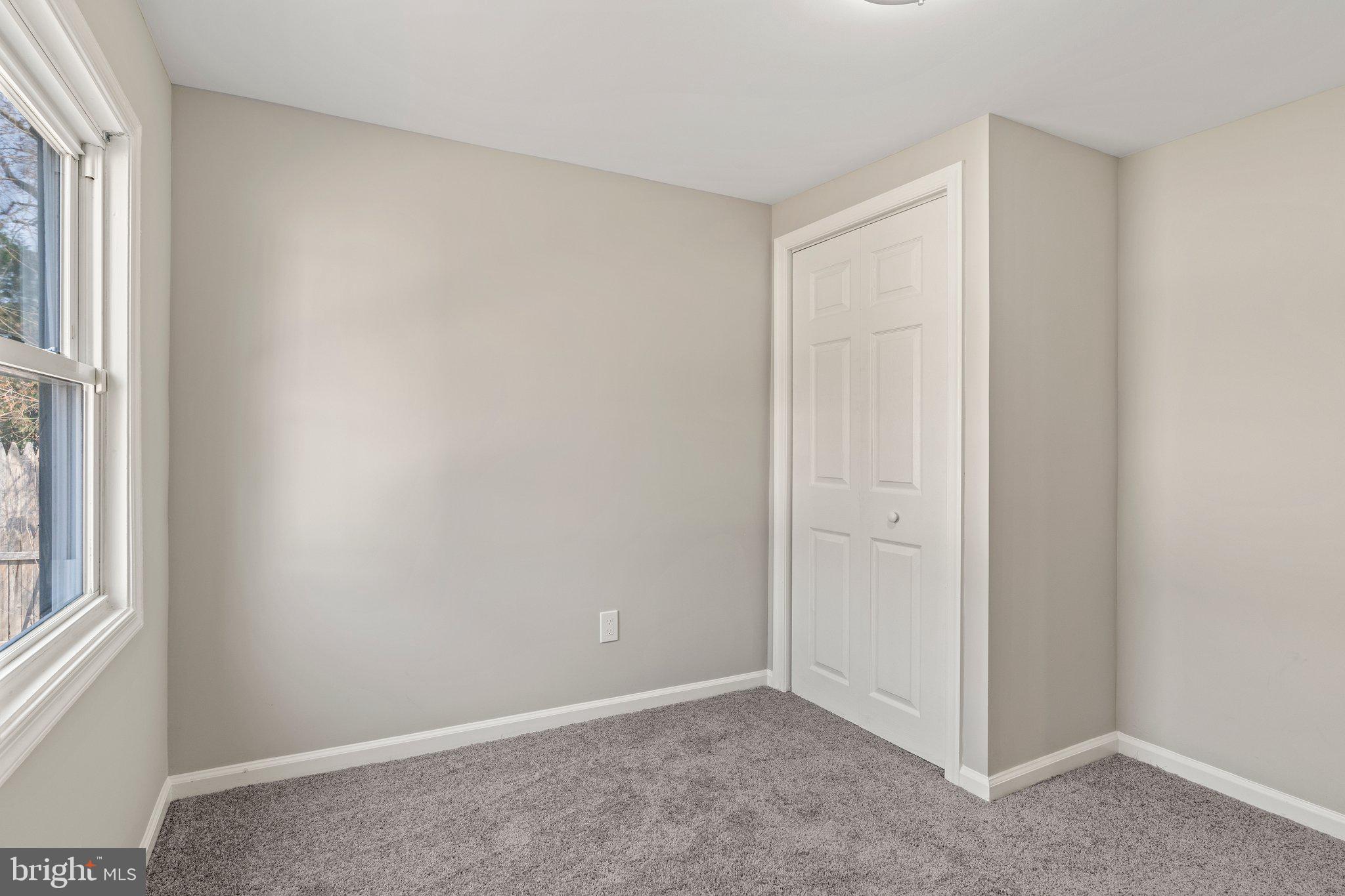29 East 4th Street Burlington, NJ 08016 - Photo 17 of 27 a view of an empty room with a window