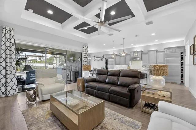 $1,100,000 | 523 Treviso Drive, Apollo Beach, FL 33572