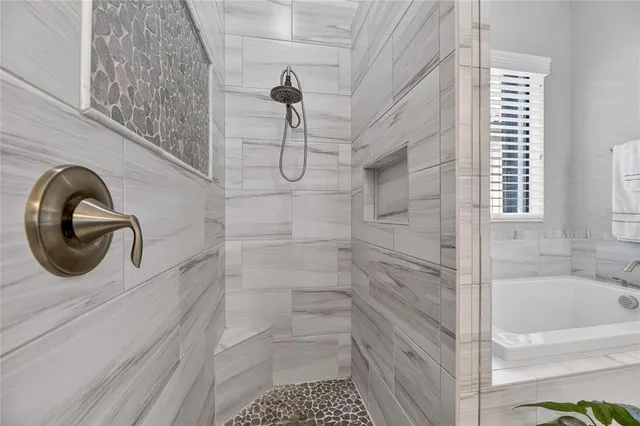 $1,100,000 | 523 Treviso Drive, Apollo Beach, FL 33572