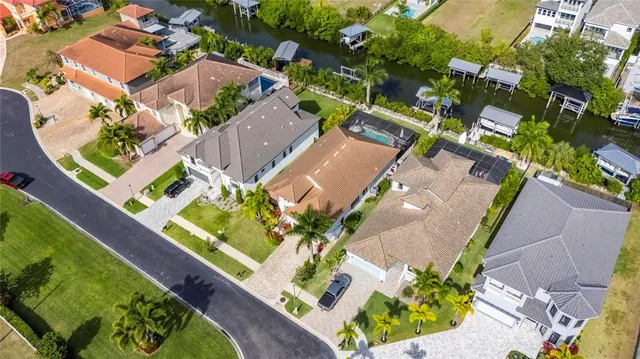 $1,100,000 | 523 Treviso Drive, Apollo Beach, FL 33572