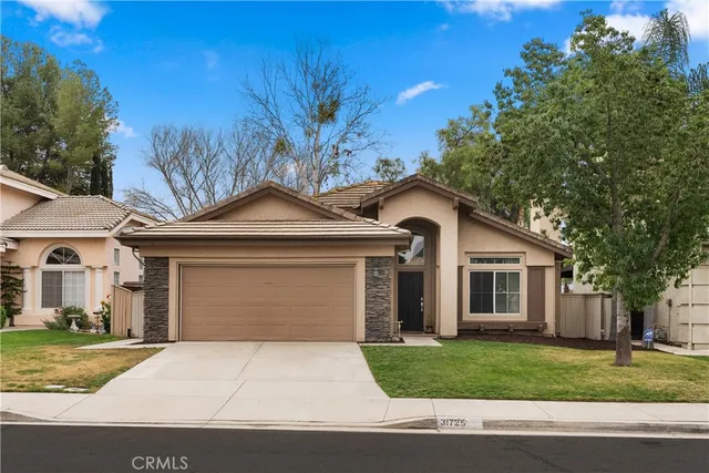 $649,900 | 31725 Vía Cordoba, Temecula, CA 92592