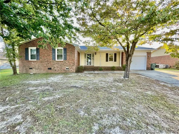 $1,500 | 2109 Hollyridge Place, Fayetteville, NC 28304