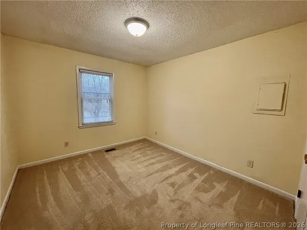 $1,500 | 2109 Hollyridge Place, Fayetteville, NC 28304