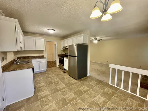 $1,500 | 2109 Hollyridge Place, Fayetteville, NC 28304