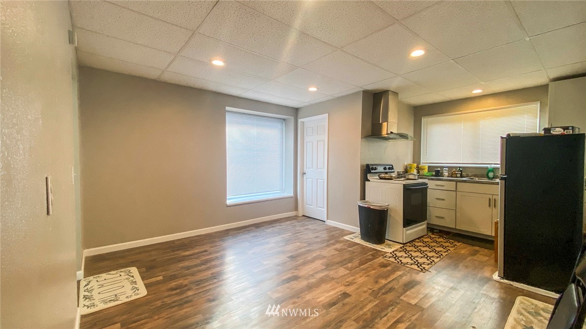 104 West 3rd Street Lind, WA 99341 - Photo 6 of 22 Gallery Image 6