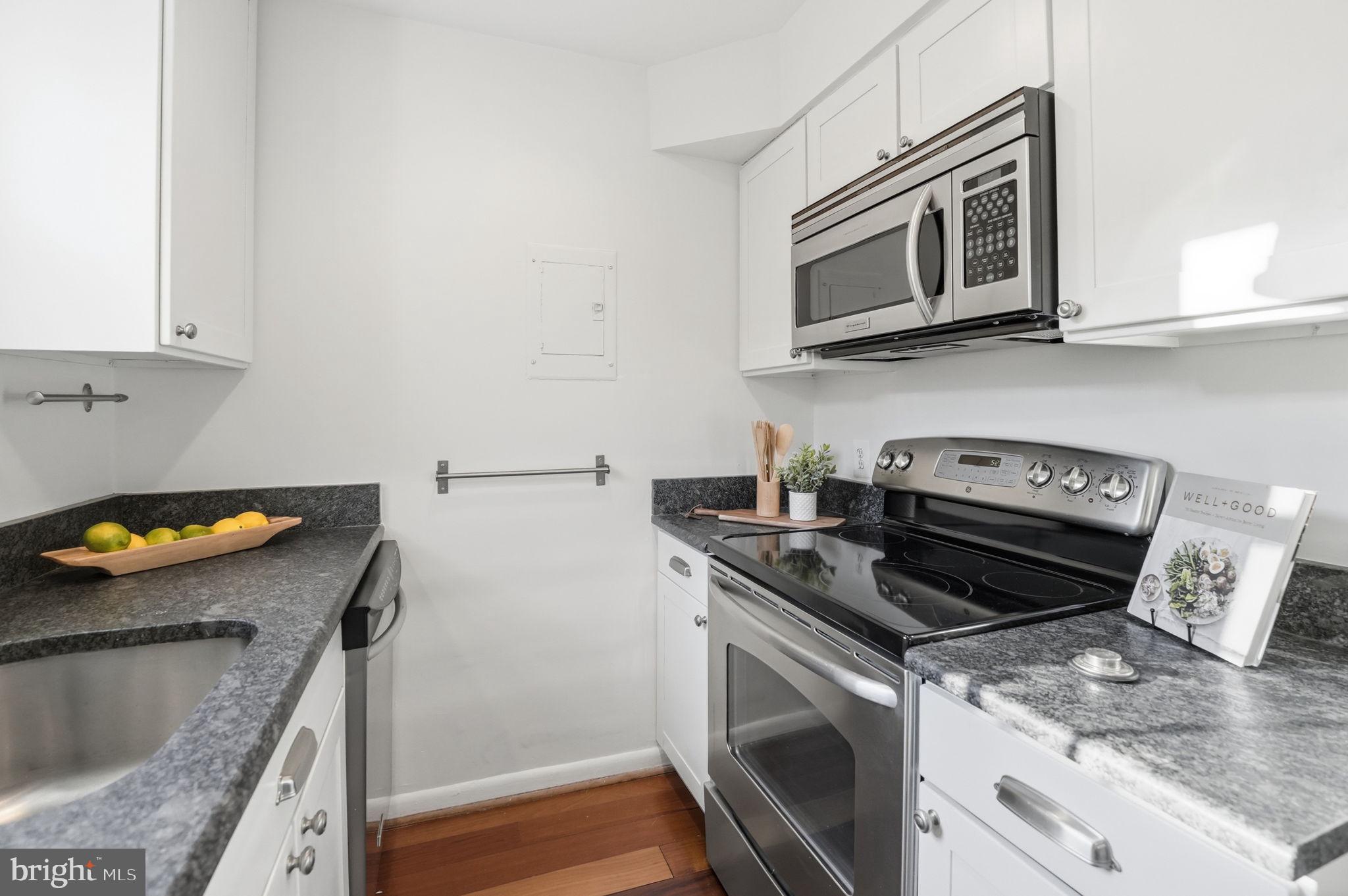 4614 28th Road South, Unit B Arlington, VA 22206 - Photo 5 of 18