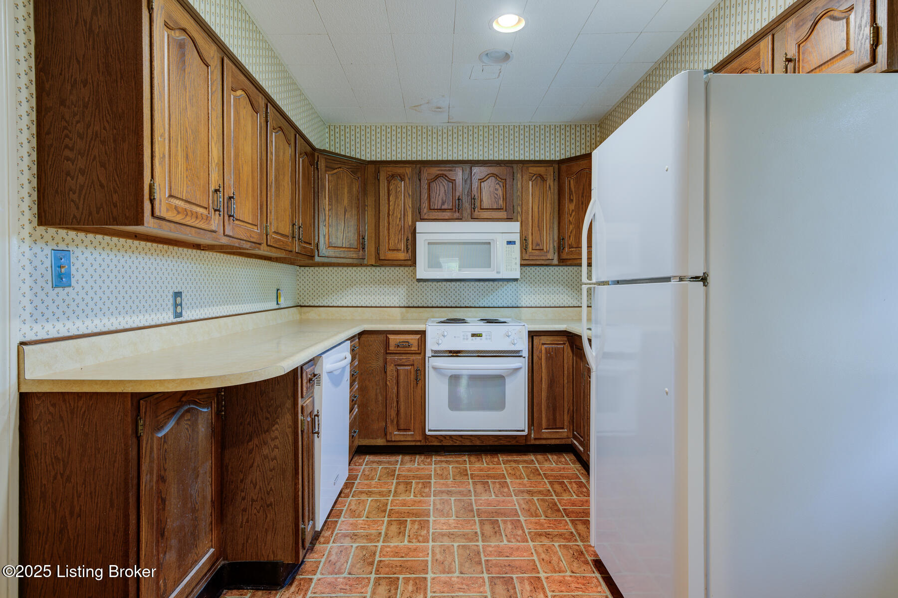 226 South Hampton Road Louisville, KY 40222 - Photo 9 of 41 GSP-226 S Hampton Rd-9