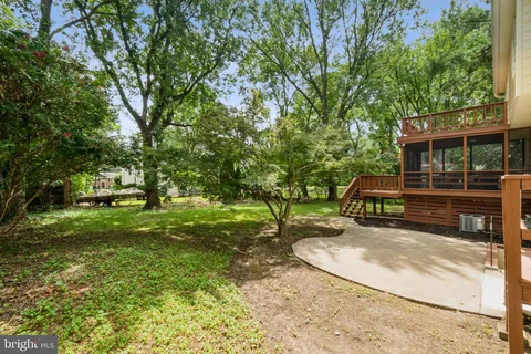 $889,900 | 5803 Sunderland Court, Alexandria, VA 22315