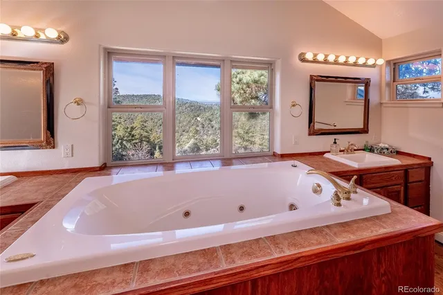 $799,000 | 33247 Fishers Peak Parkway, Boncarbo, CO 81024