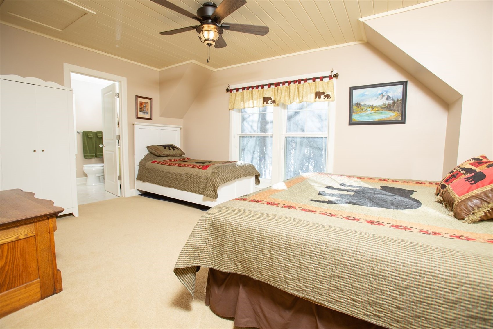 44 Rhodes Court Fairplay, CO 80440 - Photo 25 of 40 Bedroom #3 with ensuite bathroom upstairs