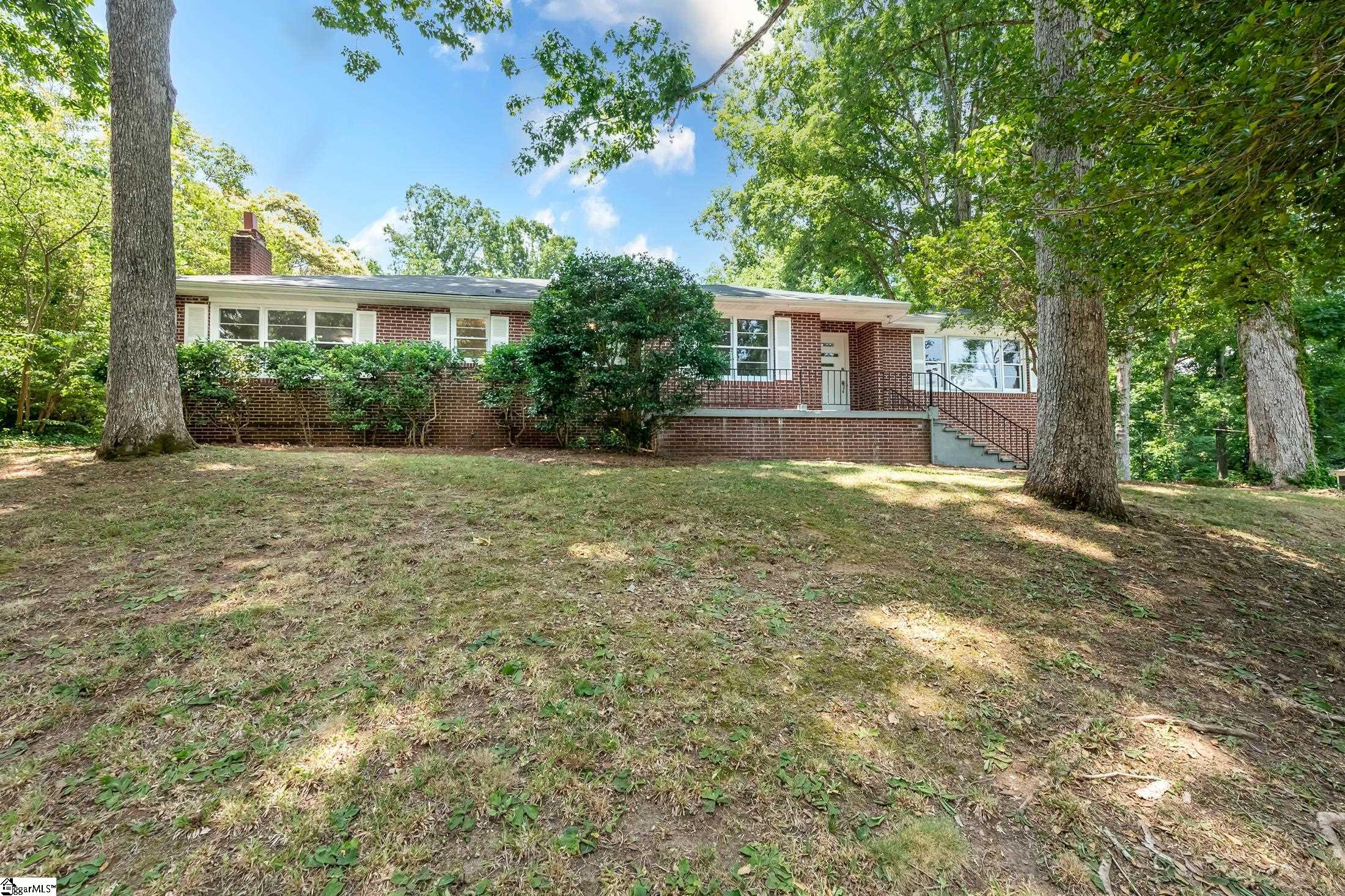 711 Penarth Road Spartanburg, SC 29301 - Photo 1 of 23 Gallery Image 1