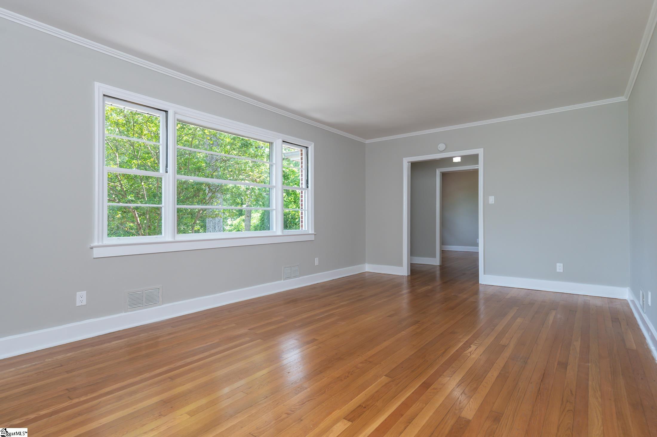 711 Penarth Road Spartanburg, SC 29301 - Photo 3 of 23 Gallery Image 3