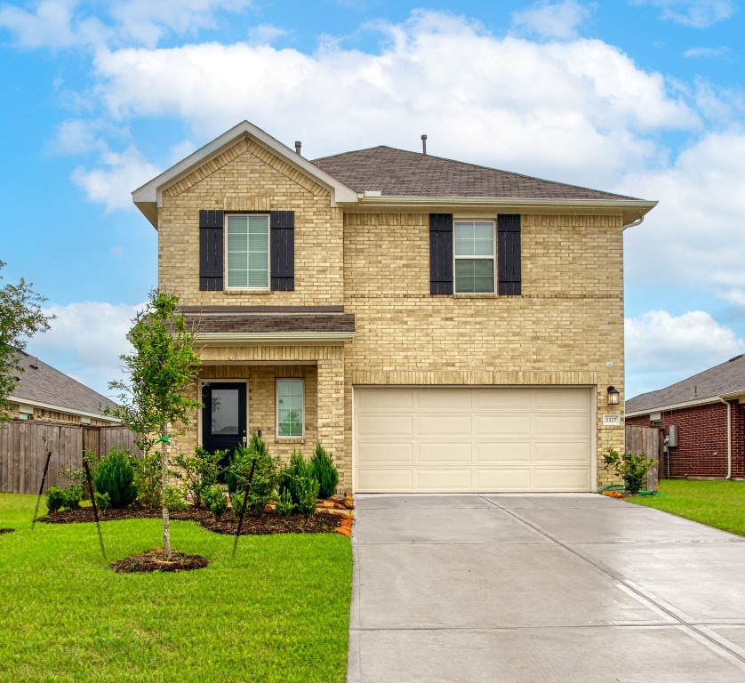 3327 Trl Vw Drive Rosenberg, TX 77471 - Photo 1 of 30 a front view of a house with a yard