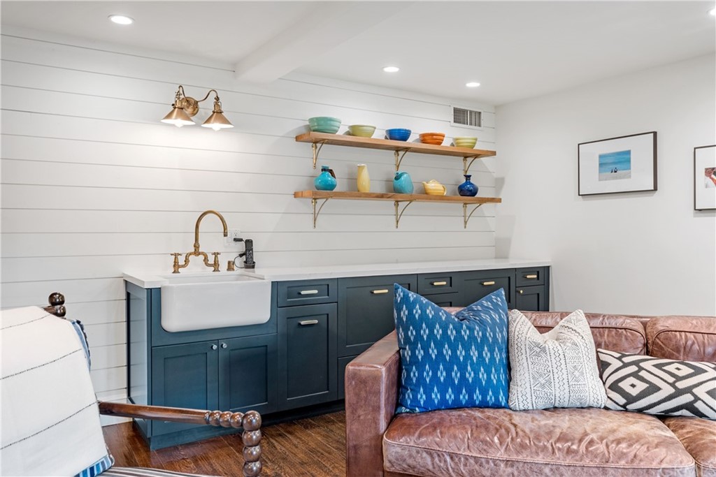 351 Whiting Street El Segundo, CA 90245 - Photo 30 of 60