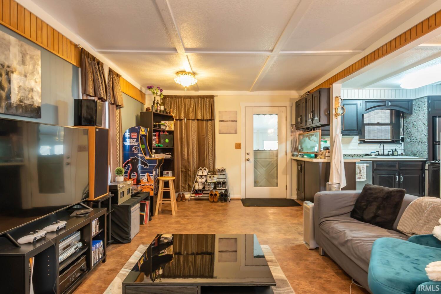 949 Freeman Road Spencer, IN 47460 - Photo 8 of 32