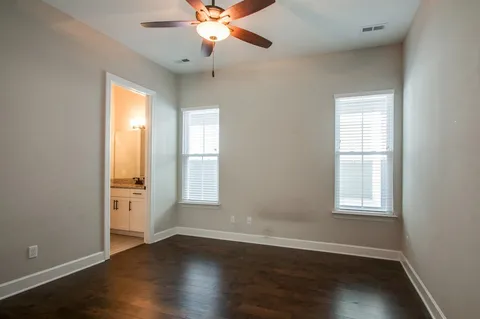 $3,850 | 6011 New York Avenue, Unit A, Nashville, TN 37209