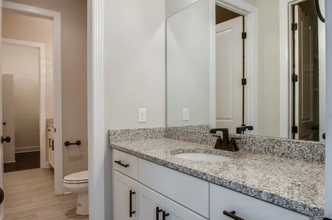 $3,850 | 6011 New York Avenue, Unit A, Nashville, TN 37209