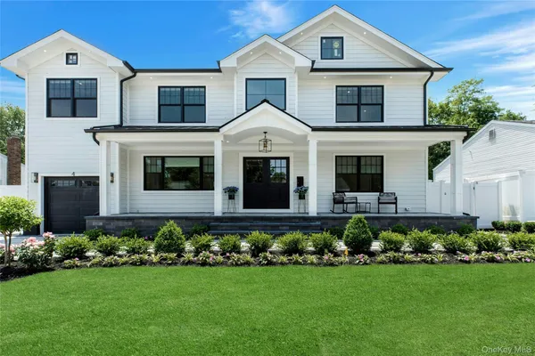 $1,799,000 | 8 Allison Drive, Old Bethpage, NY 11804