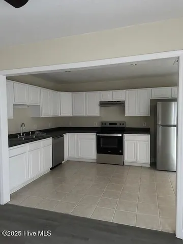 $1,500 | 4213 Brook Creek Lane, Unit A, Greenville, NC 27858