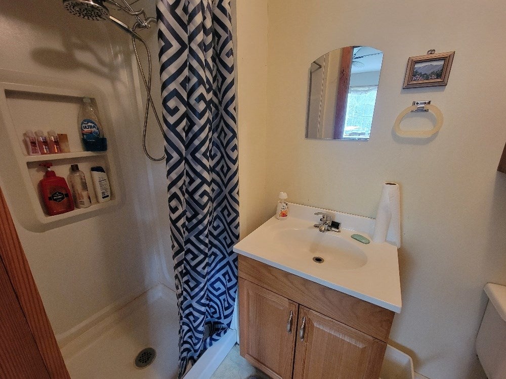 11499 Flat Ridge Road Troutdale, VA 24378 - Photo 9 of 16 Gallery Image 9