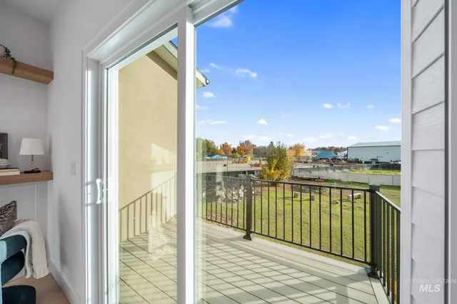 $742,900 | 5281 N River, Garden City, ID 83714