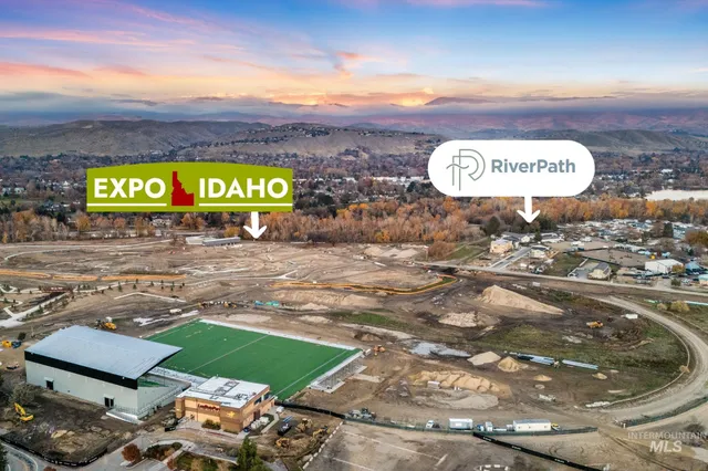 $742,900 | 5281 N River, Garden City, ID 83714