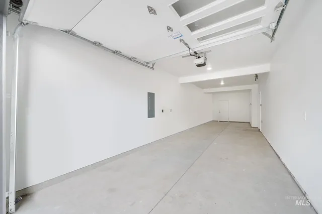 $742,900 | 5281 N River, Garden City, ID 83714