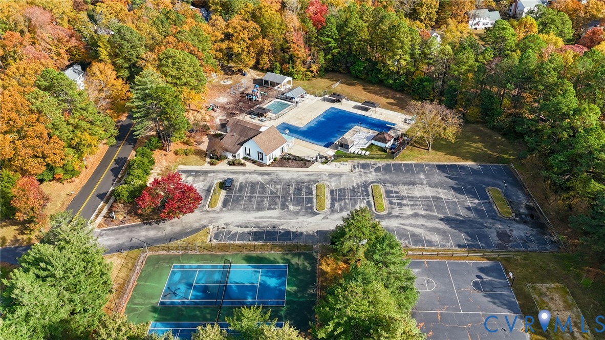 12918 Ashtree Road Midlothian, VA 23114 - Photo 40 of 43 an aerial view of a house with yard