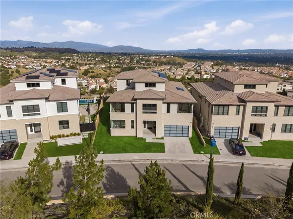 $3,798,000 | 11800 Hillsborough Lane, Porter Ranch, CA 91326