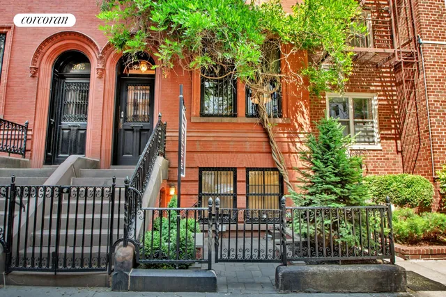 $5,650,000 | 307 East 87th Street | Upper East Side