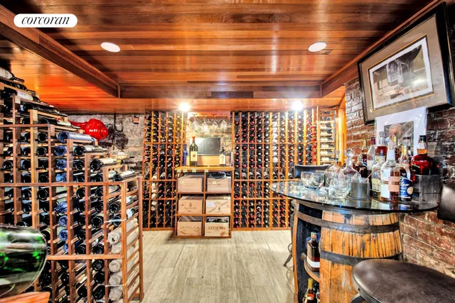 $5,650,000 | 307 East 87th Street | Upper East Side